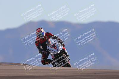 media/Nov-06-2023-Moto Forza (Mon) [[ce023d0744]]/3-Intermediate Group/Session 5 (Turn 9)/